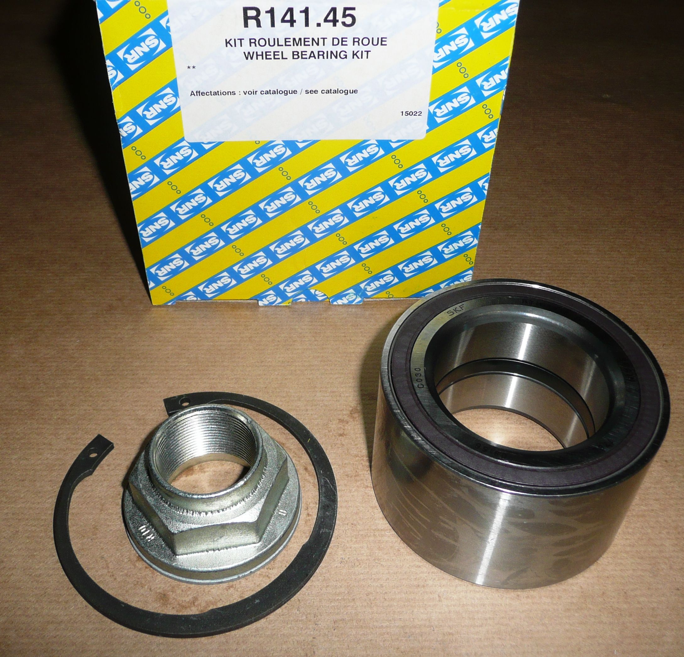 SNR R141.45 ŁOŻYSKO KPL.PRZÓD C JUMPER III